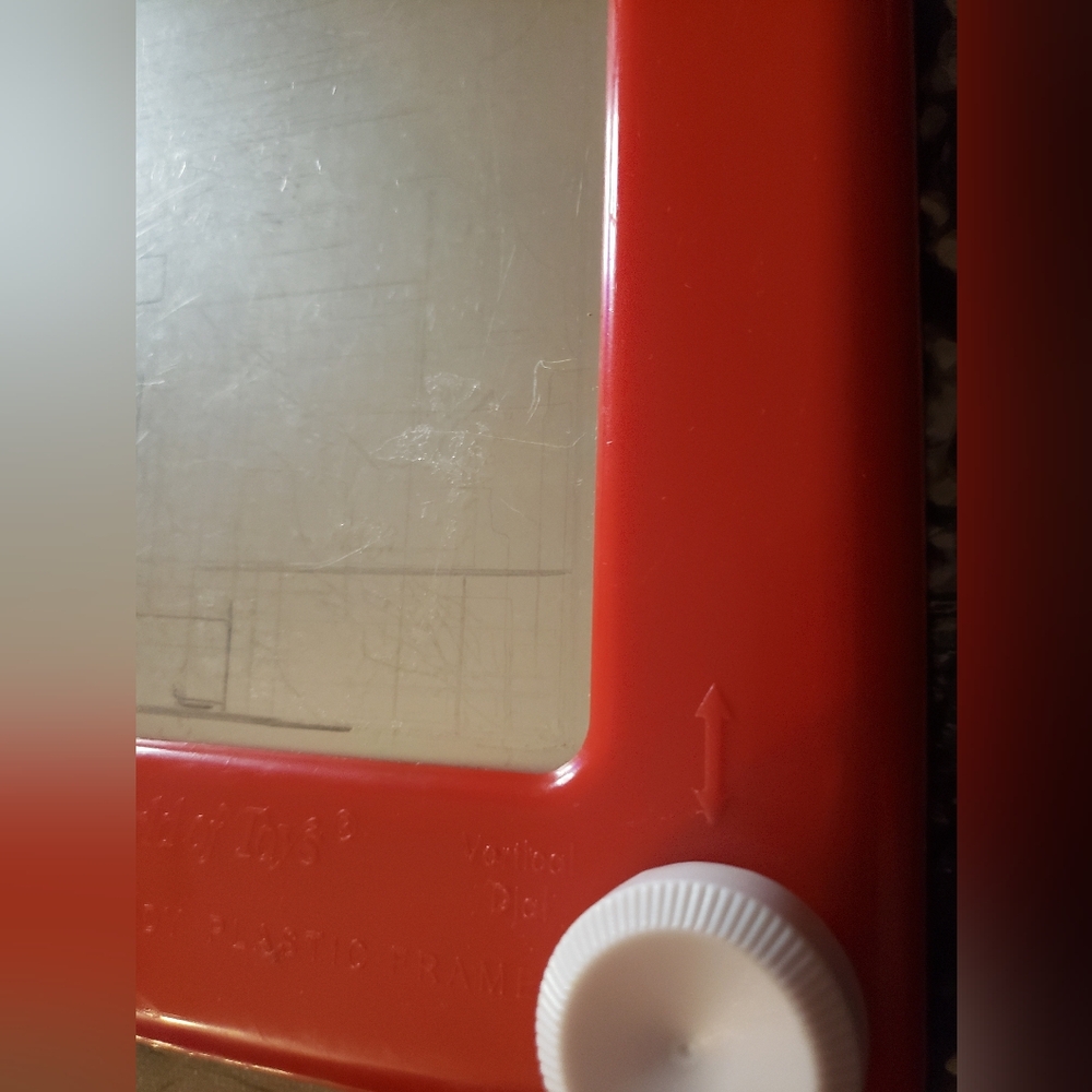 Magic Etch A Sketch - Picture 2 of 3